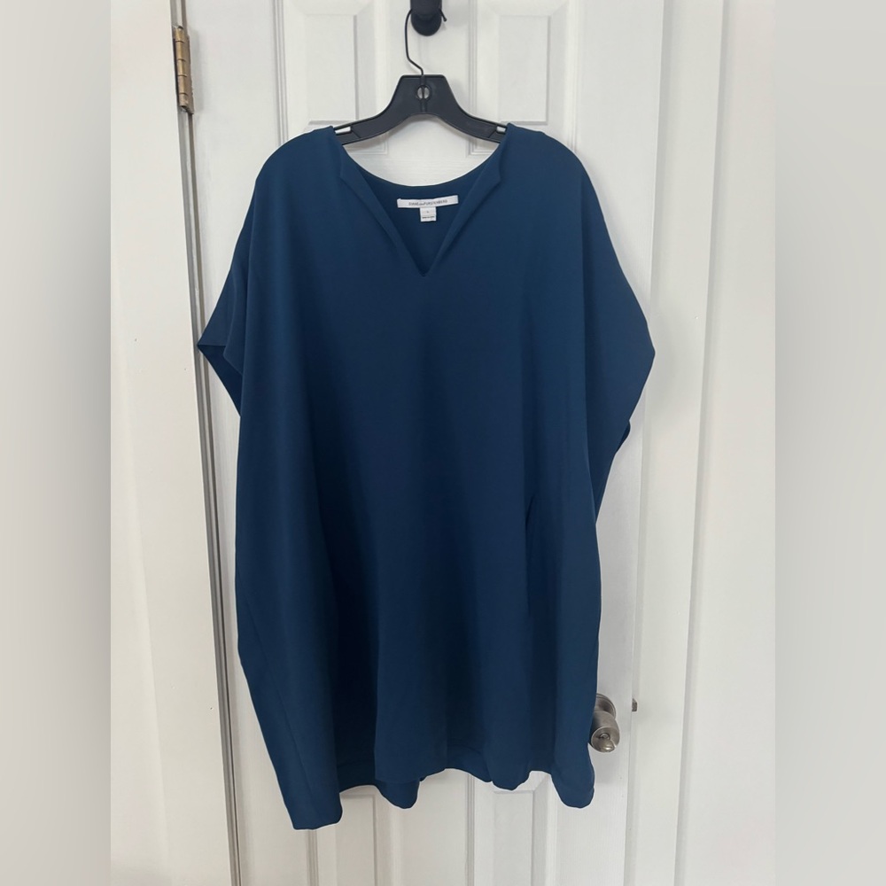 Diane Von Furstenberg Deep Blue Tunic Top (new never worn)